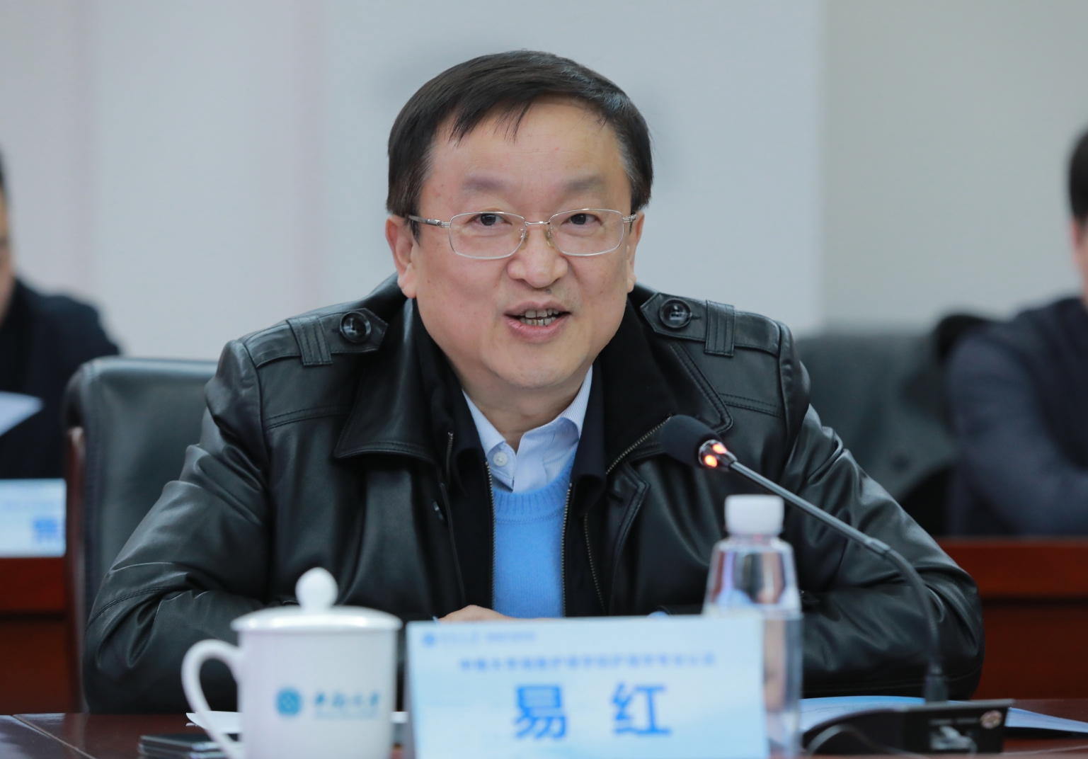 常务副校长,湘雅医学院院长何翔,党委常委,副校长何军,湖南省教育厅高